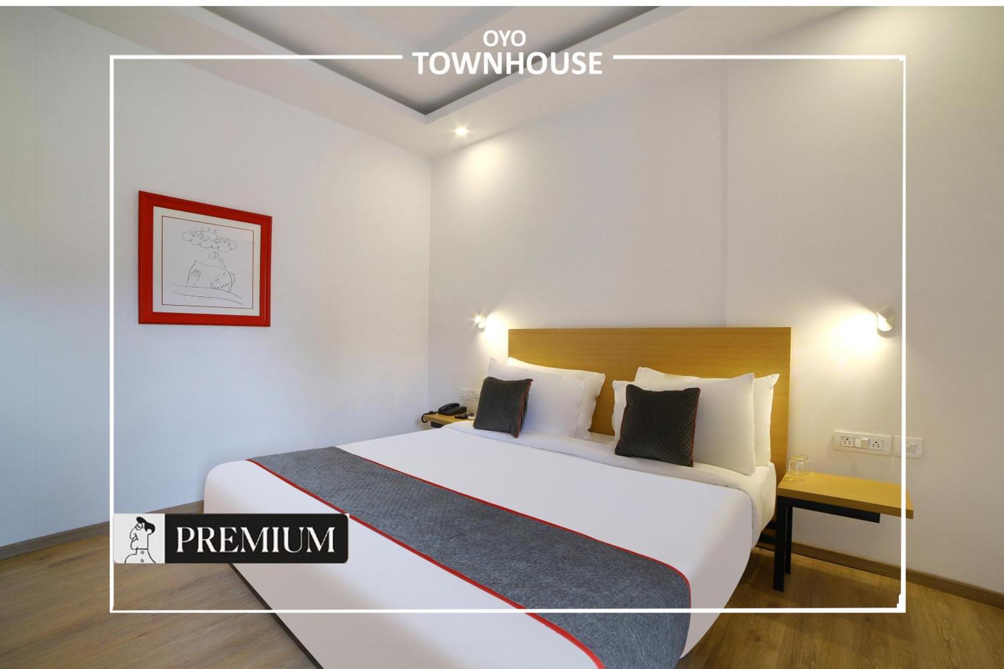Oyo Townhouse 120 Shushant Lok Gurgaon Exterior foto