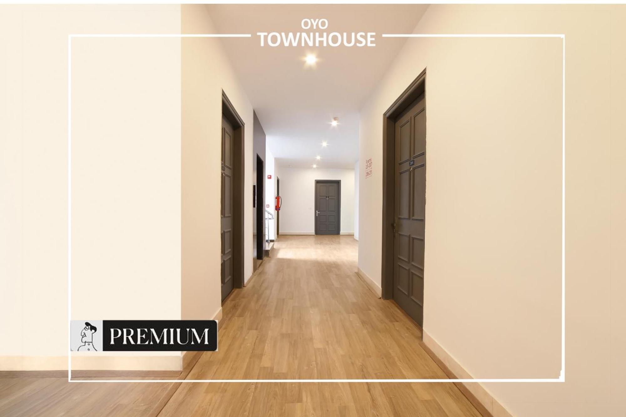 Oyo Townhouse 120 Shushant Lok Gurgaon Exterior foto